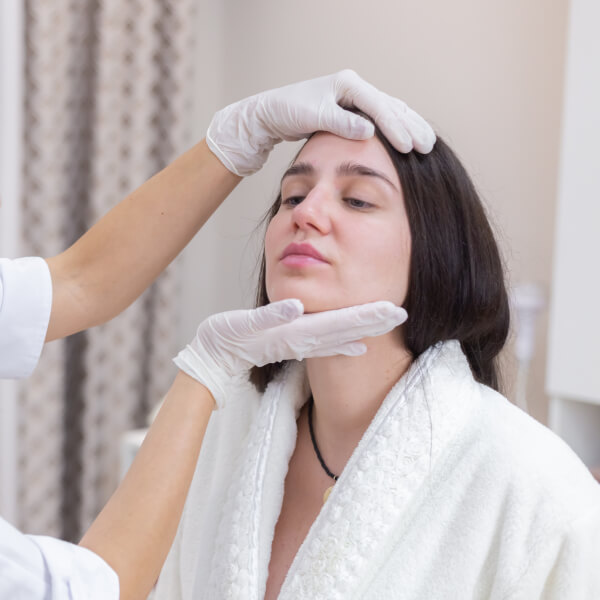 Dermatologo cerca de mi ubicación